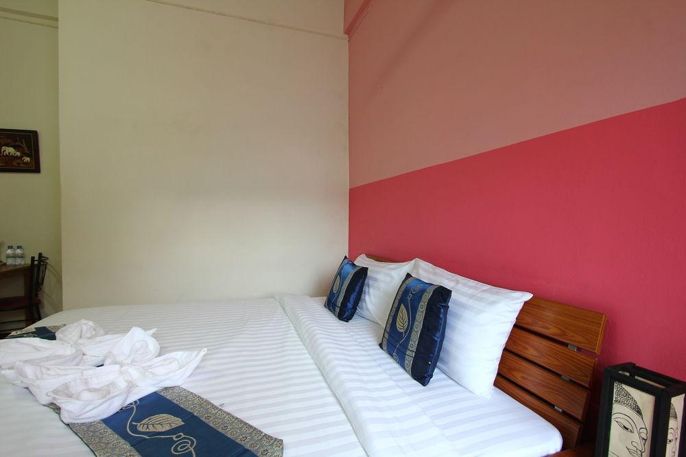 Sea U Honey Hotell Patong Exteriör bild