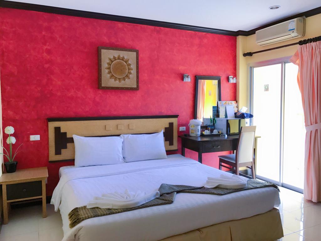 Sea U Honey Hotell Patong Exteriör bild