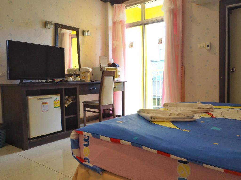 Sea U Honey Hotell Patong Exteriör bild