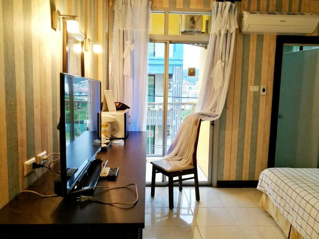 Sea U Honey Hotell Patong Exteriör bild