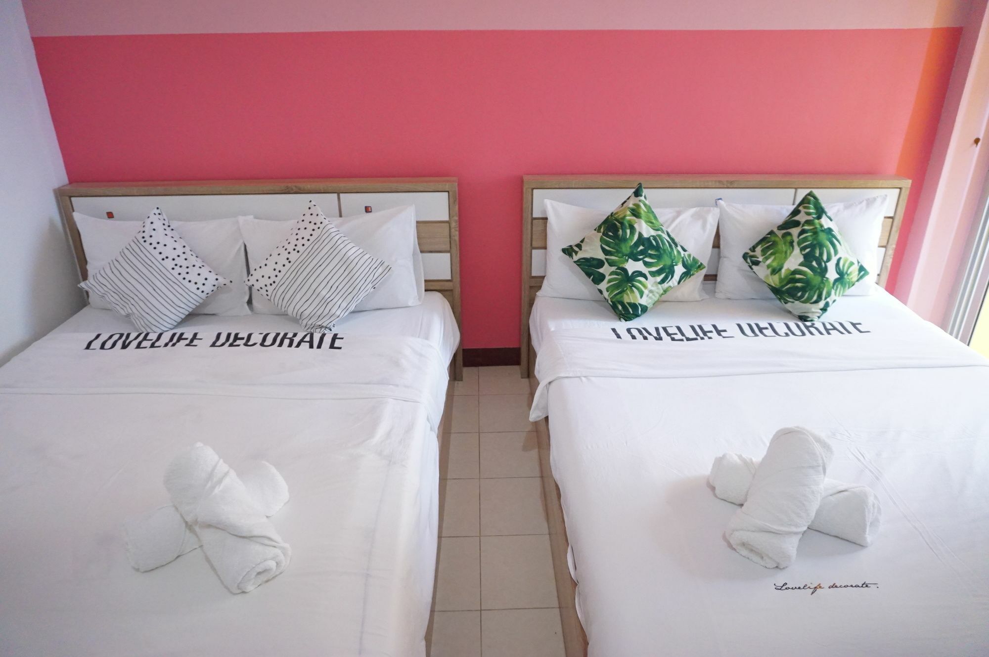 Sea U Honey Hotell Patong Exteriör bild